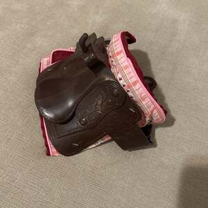 Our Generation Battat Brown Horse Saddle with satin blanket